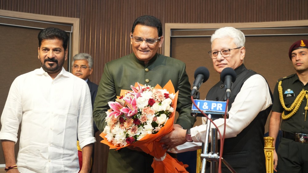  Ex-Indian cricket captain Azharuddin sworn in as minister in Telangana cabinet 